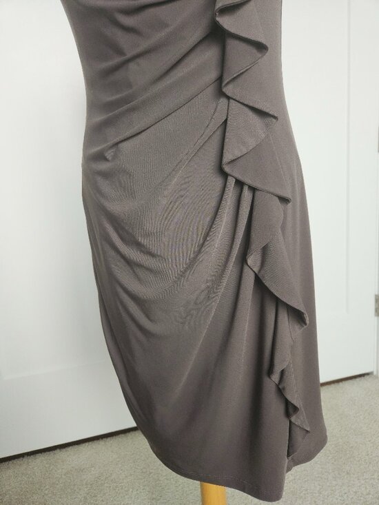 SUZI CHEN FOR MAGGIE BOUTIQUE GREY DRESS - Picture 3 of 6